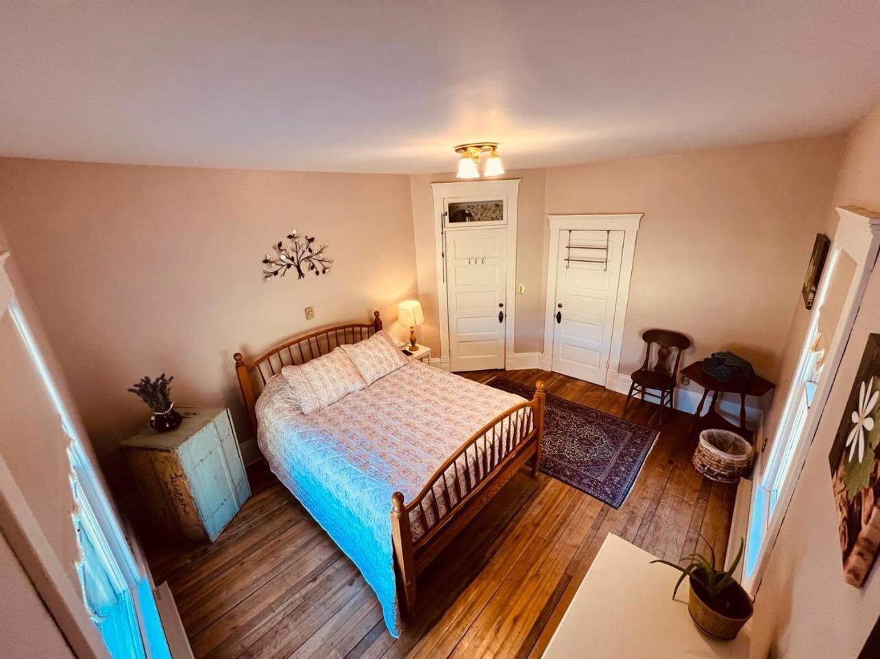 Laurel River Club Bed & Breakfast Or Lrcbnb Dryfork Exteriör bild