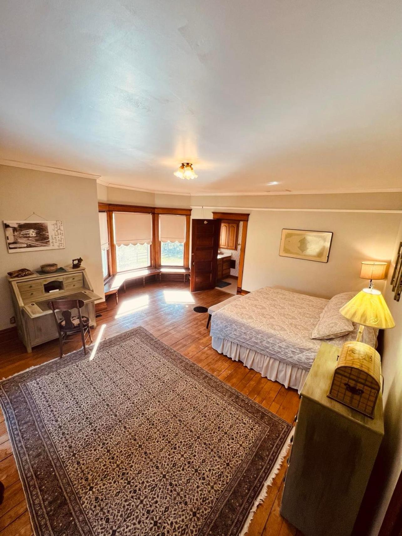 Laurel River Club Bed & Breakfast Or Lrcbnb Dryfork Exteriör bild